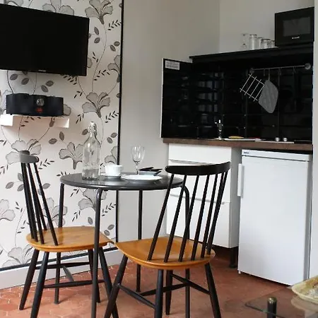 Apartment Decoh Rue Dragon