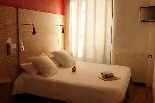 Decoh Rue Dragon Apartment