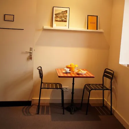 Decoh Rue Dragon Apartment