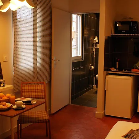 Decoh Rue Dragon Apartment